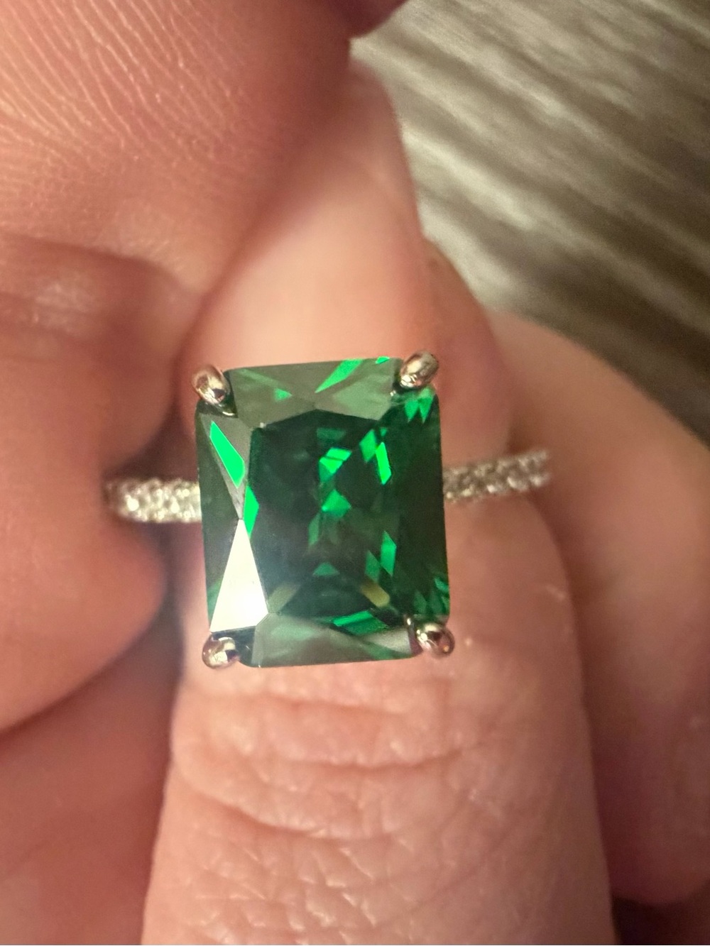 Emerald-Cut Green Stone Pavé Ring - Women Jewelry